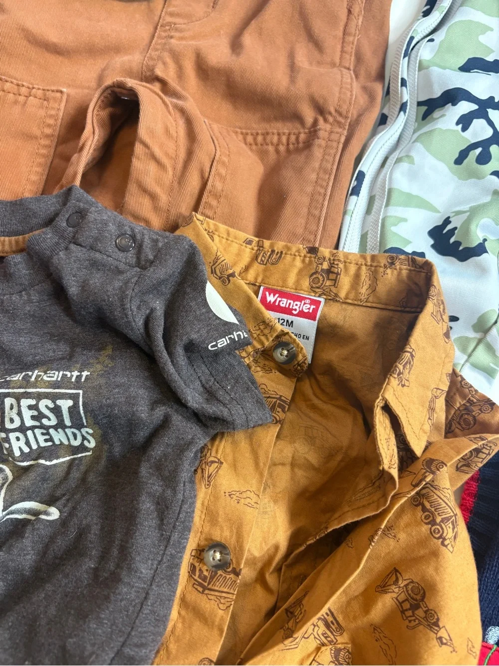 Lot of 14 pieces of 12 month boy clothing